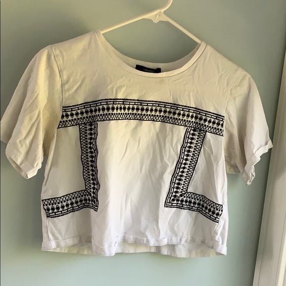 Forever 21 Tops - Forever 21 Cropped Shirt